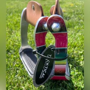 Tacktical western aluminum stirrups- serape